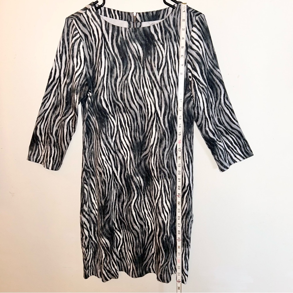Tommy Bahama - Darcy Zesty Zebra Dress Size: Medium 3/4 Sleeve Dress (NWT) - Picture 13 of 16